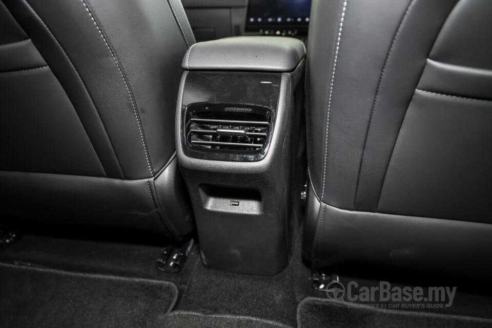 Omoda Jaecoo J5 Mk1 (2026) Interior