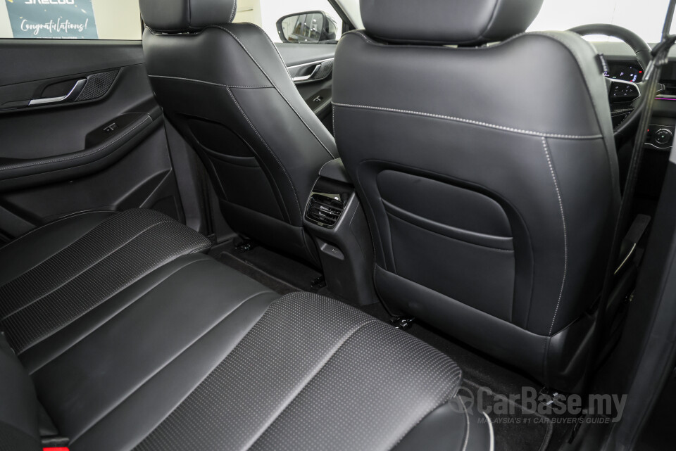 Omoda Jaecoo J5 Mk1 (2026) Interior