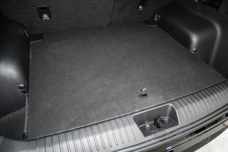 Omoda Jaecoo J5 Mk1 (2026) Interior