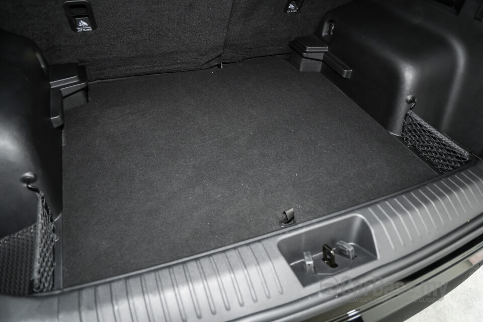 Omoda Jaecoo J5 Mk1 (2026) Interior