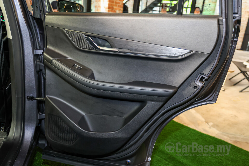 Omoda Jaecoo J5 Mk1 (2026) Interior