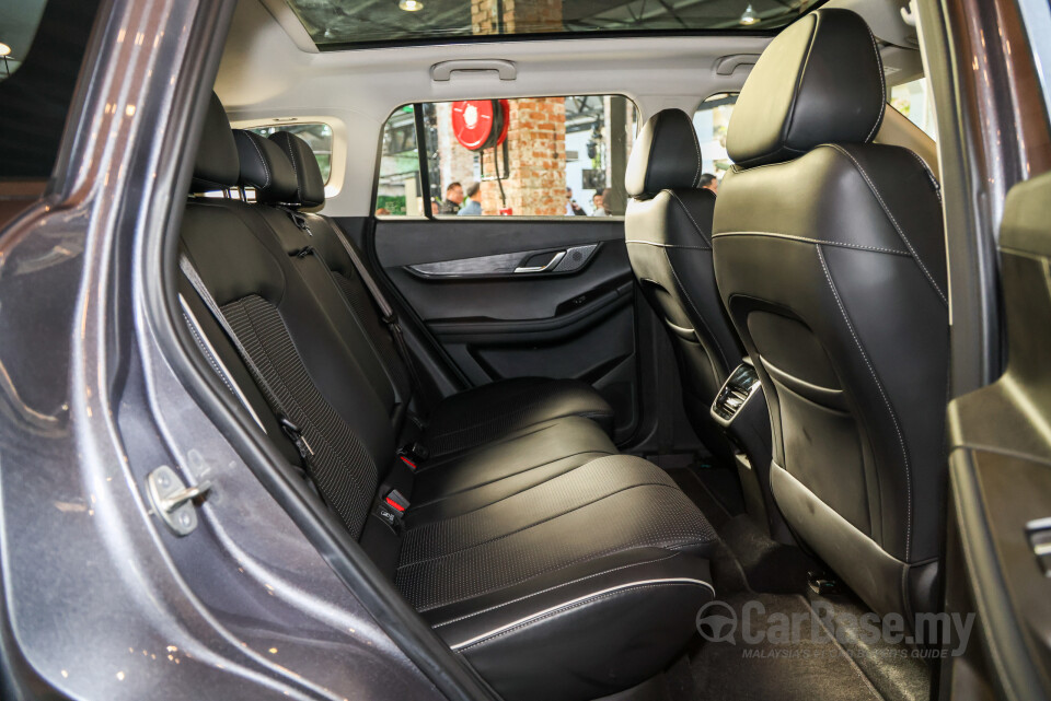 Omoda Jaecoo J5 Mk1 (2026) Interior