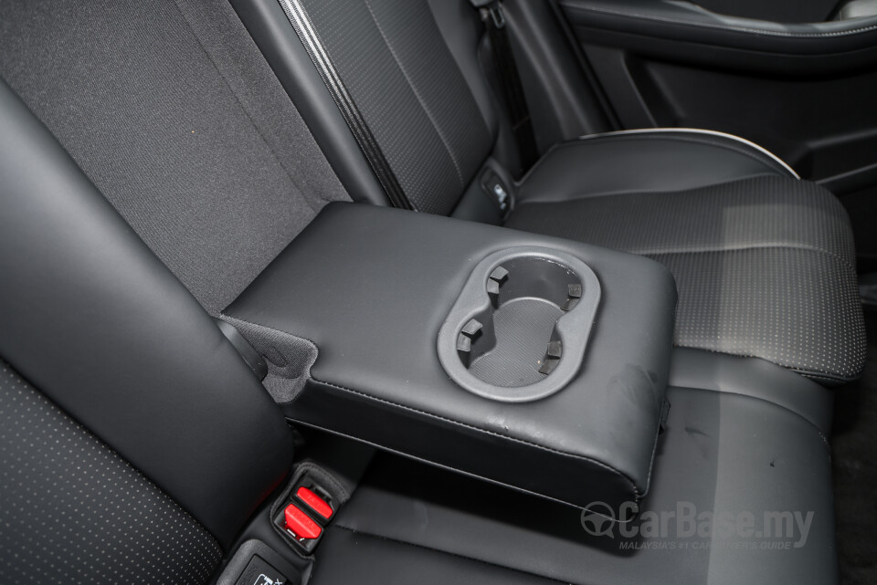 Omoda Jaecoo J5 Mk1 (2026) Interior