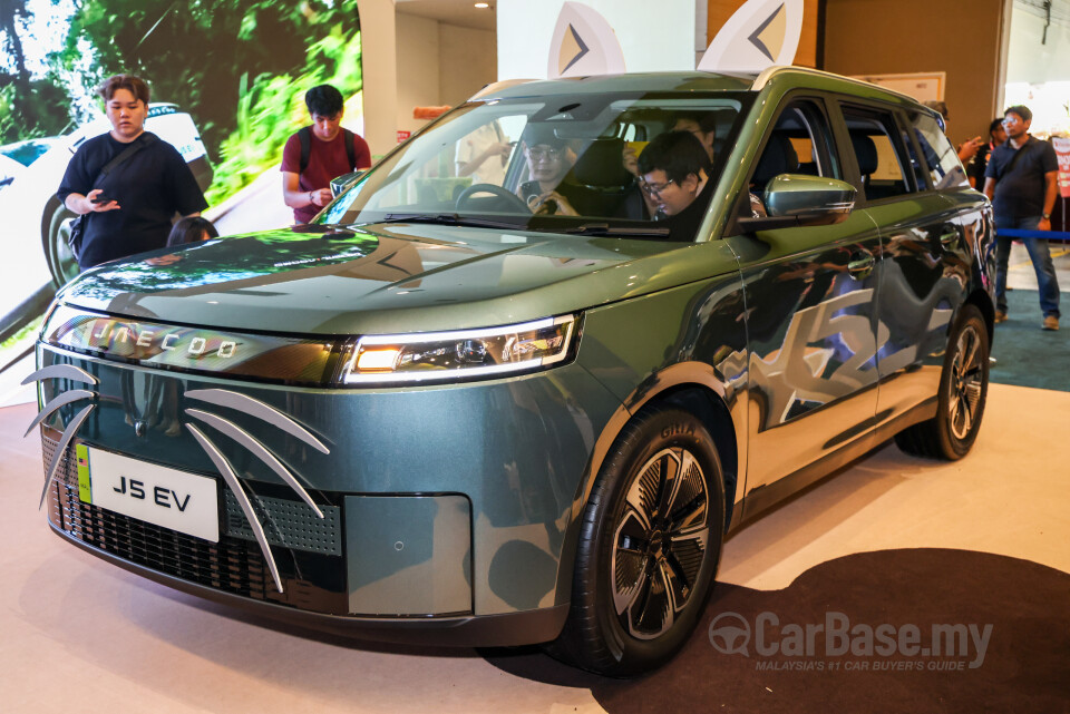 Omoda Jaecoo J5 EV Mk1 (2026) Exterior