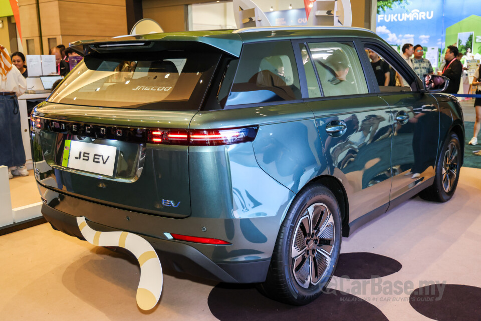 Omoda Jaecoo J5 EV Mk1 (2026) Exterior