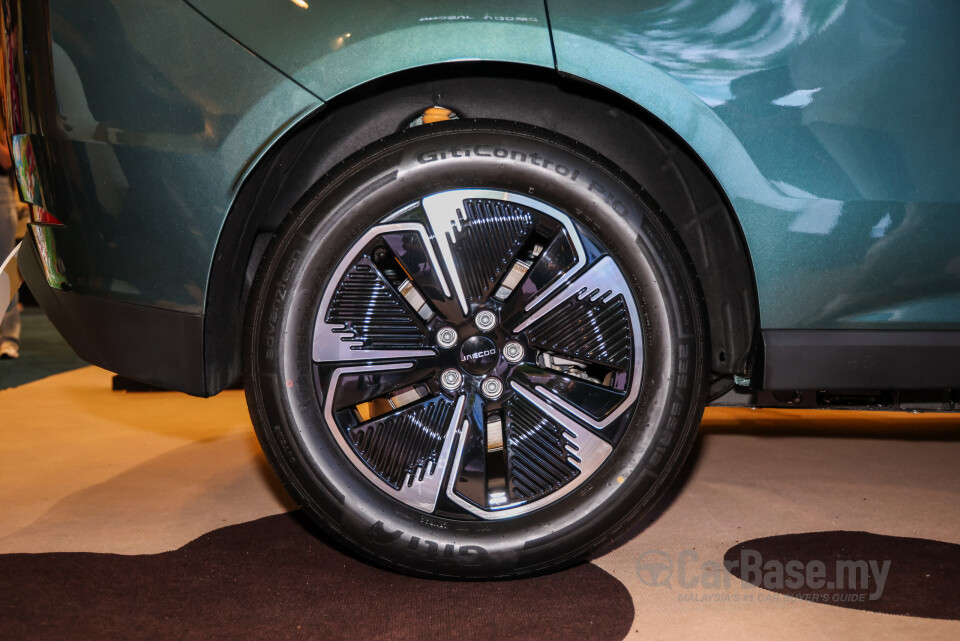 Omoda Jaecoo J5 EV Mk1 (2026) Exterior