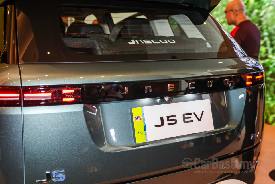 Omoda Jaecoo J5 EV Mk1 (2026) Exterior