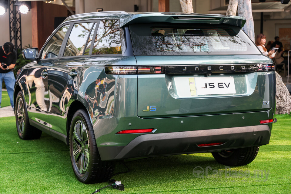 Omoda Jaecoo J5 EV Mk1 (2026) Exterior