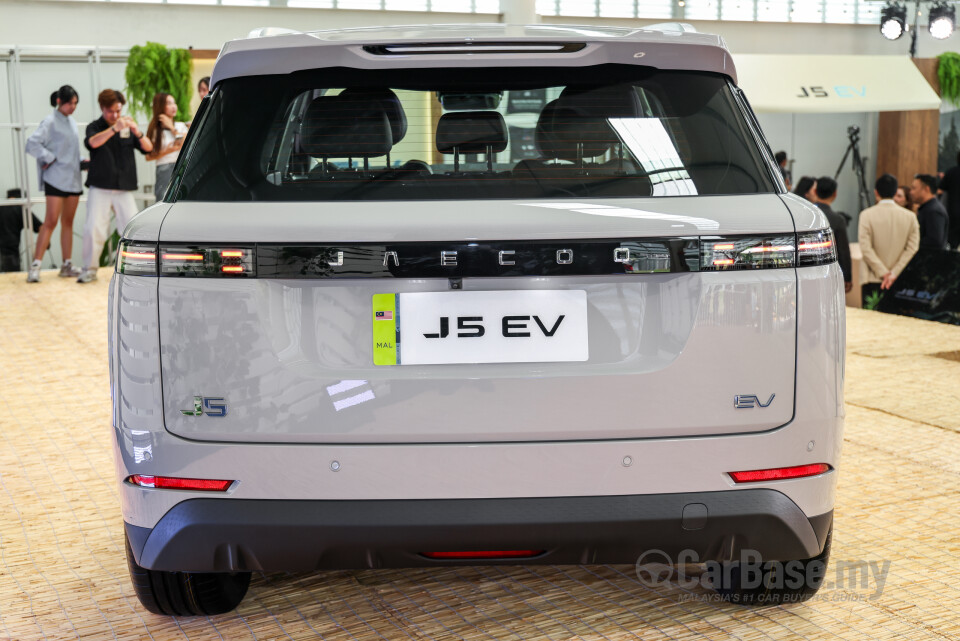 Omoda Jaecoo J5 EV Mk1 (2026) Exterior