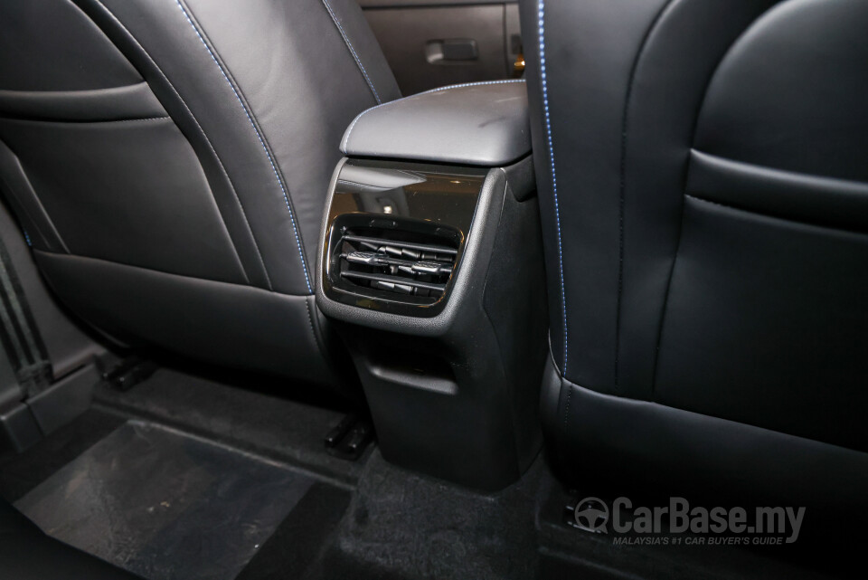Omoda Jaecoo J5 EV Mk1 (2026) Interior