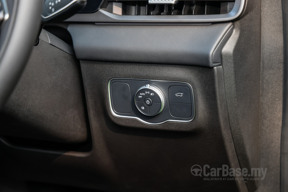 Omoda Jaecoo J5 EV Mk1 (2026) Interior