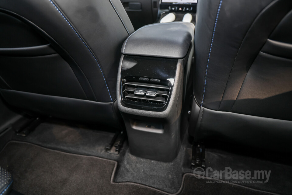 Omoda Jaecoo J5 EV Mk1 (2026) Interior