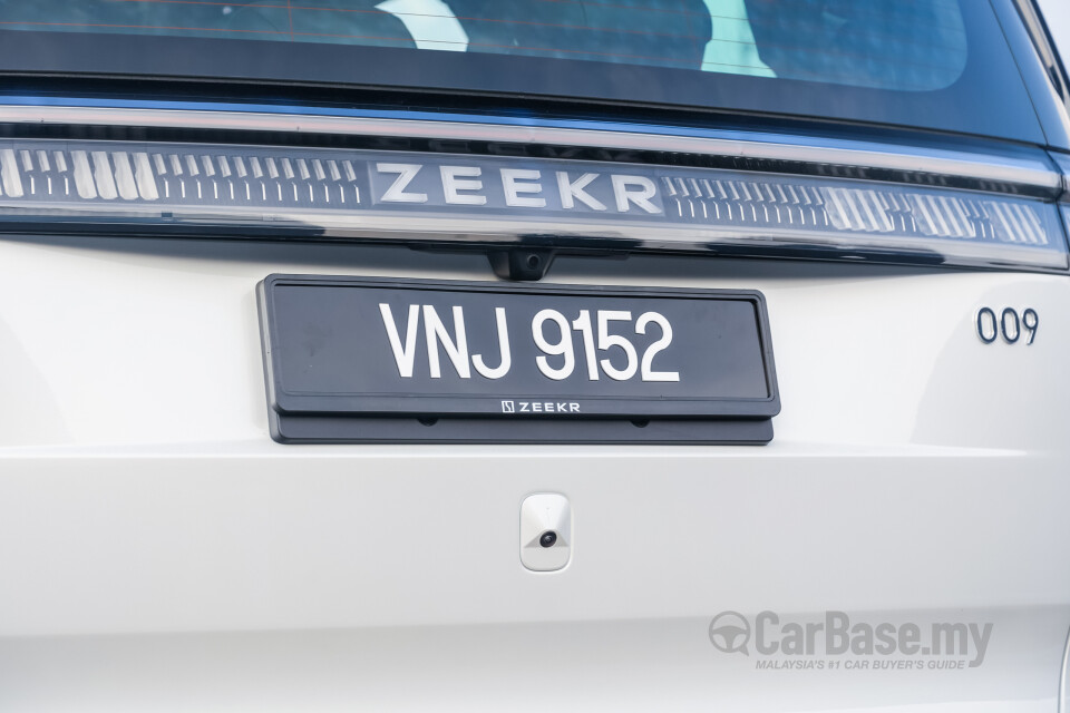 Zeekr 009 EF1E (2024) Exterior