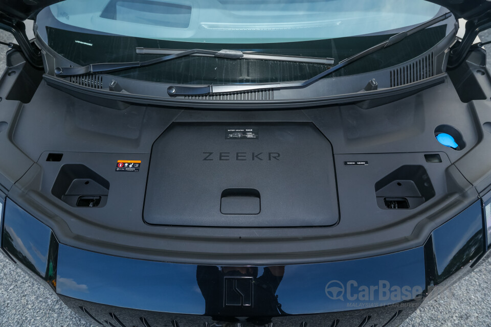 Zeekr 009 EF1E (2024) Exterior
