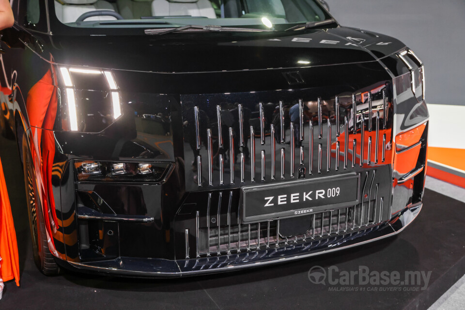 Zeekr 009 EF1E (2024) Exterior