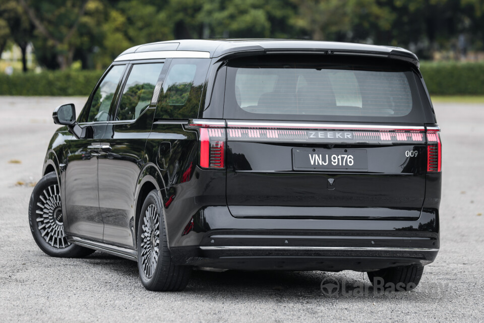 Zeekr 009 EF1E (2024) Exterior