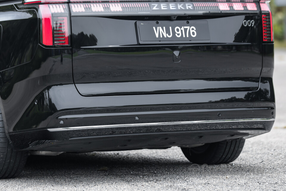 Zeekr 009 EF1E (2024) Exterior