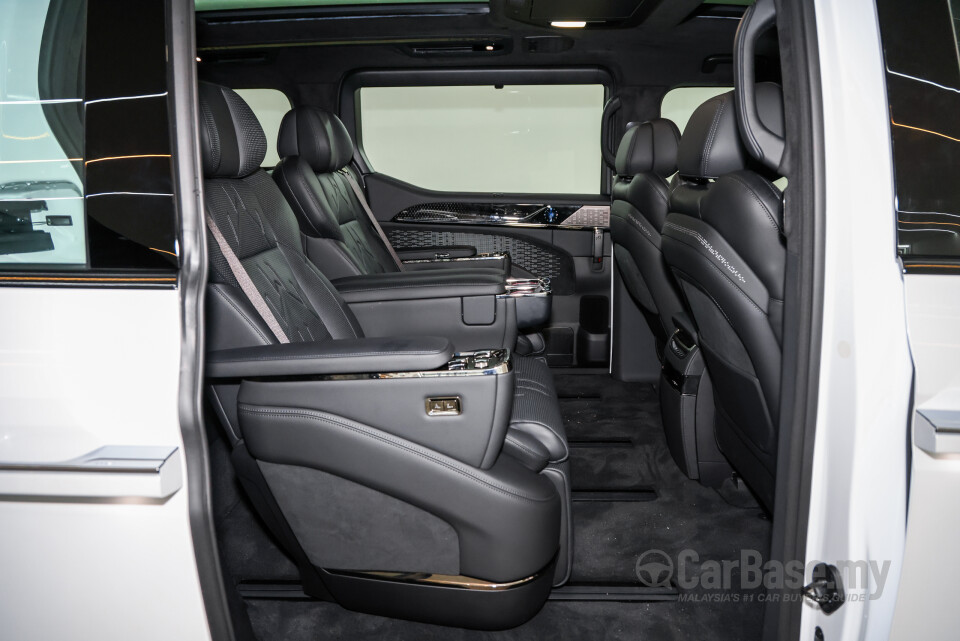 Zeekr 009 EF1E (2024) Interior