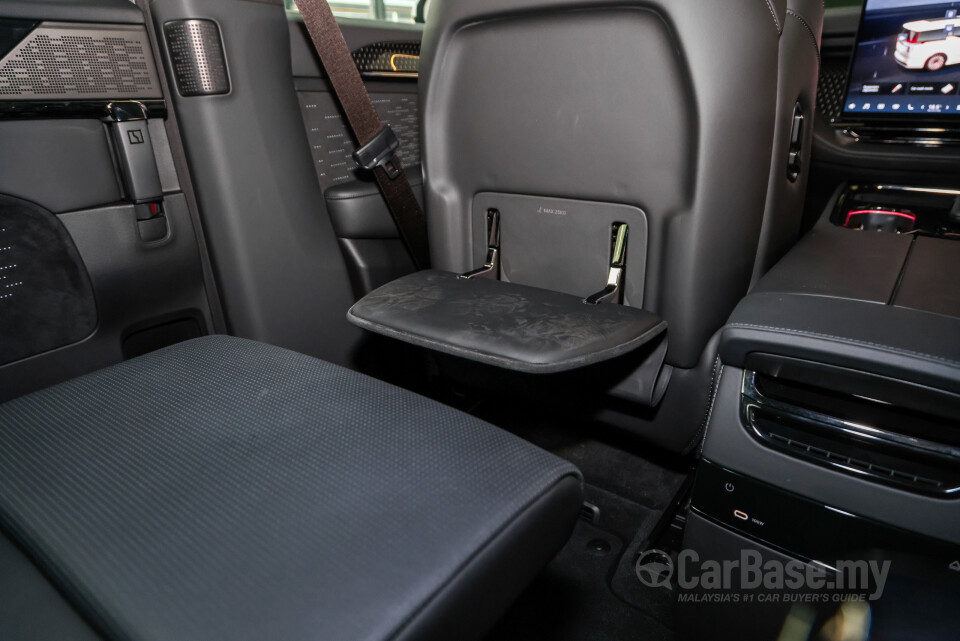 Zeekr 009 EF1E (2024) Interior