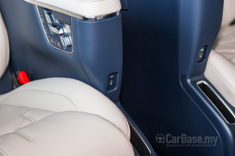 Zeekr 009 EF1E (2024) Interior