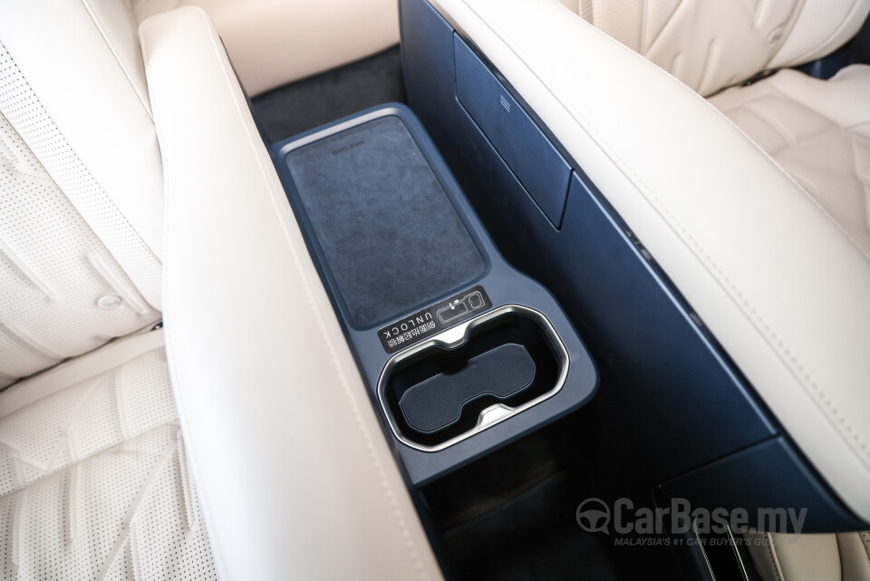 Zeekr 009 EF1E (2024) Interior
