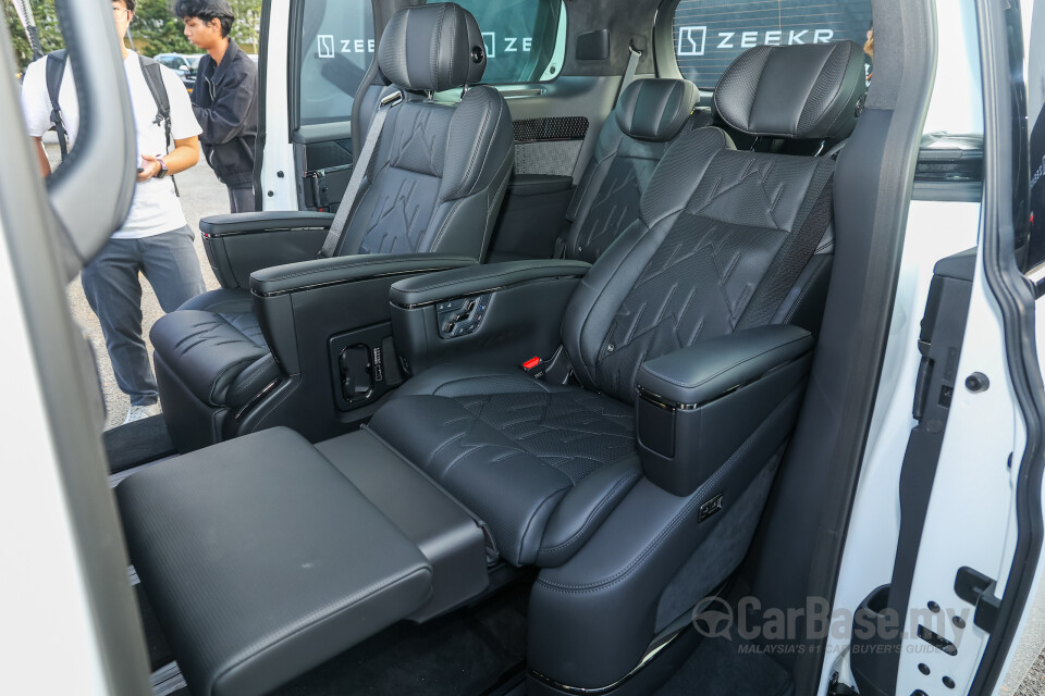 Zeekr 009 EF1E (2024) Interior