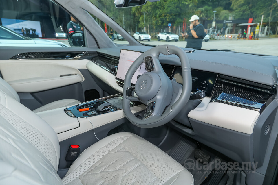 Zeekr 009 EF1E (2024) Interior