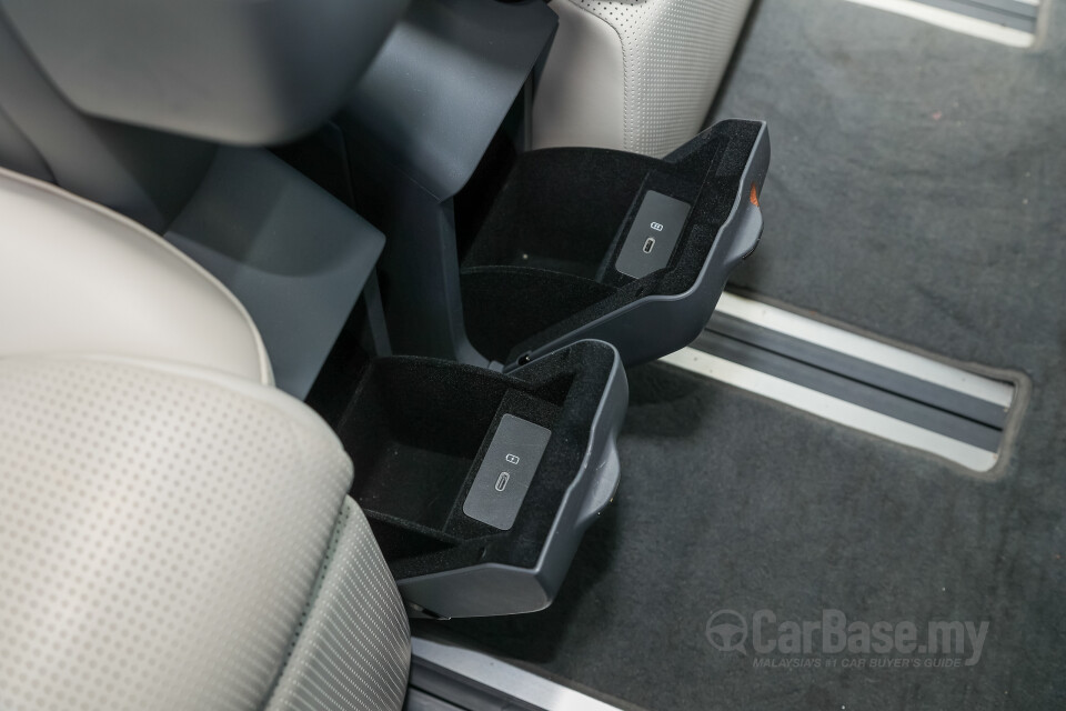 Zeekr 009 EF1E (2024) Interior