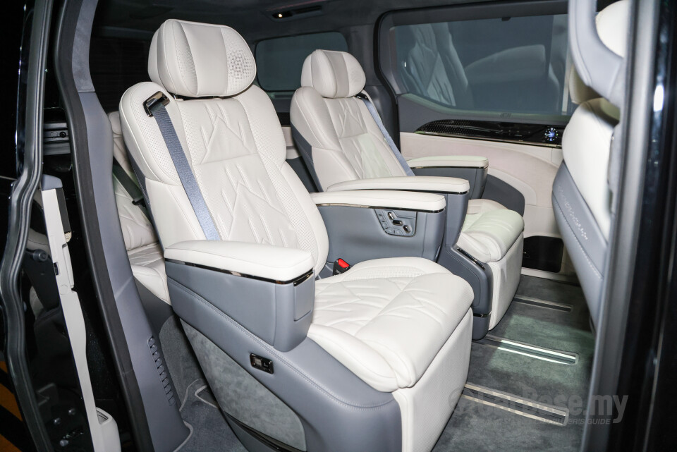 Zeekr 009 EF1E (2024) Interior