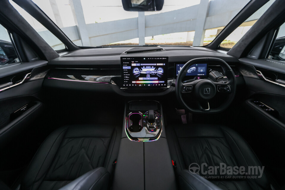 Zeekr 009 EF1E (2024) Interior