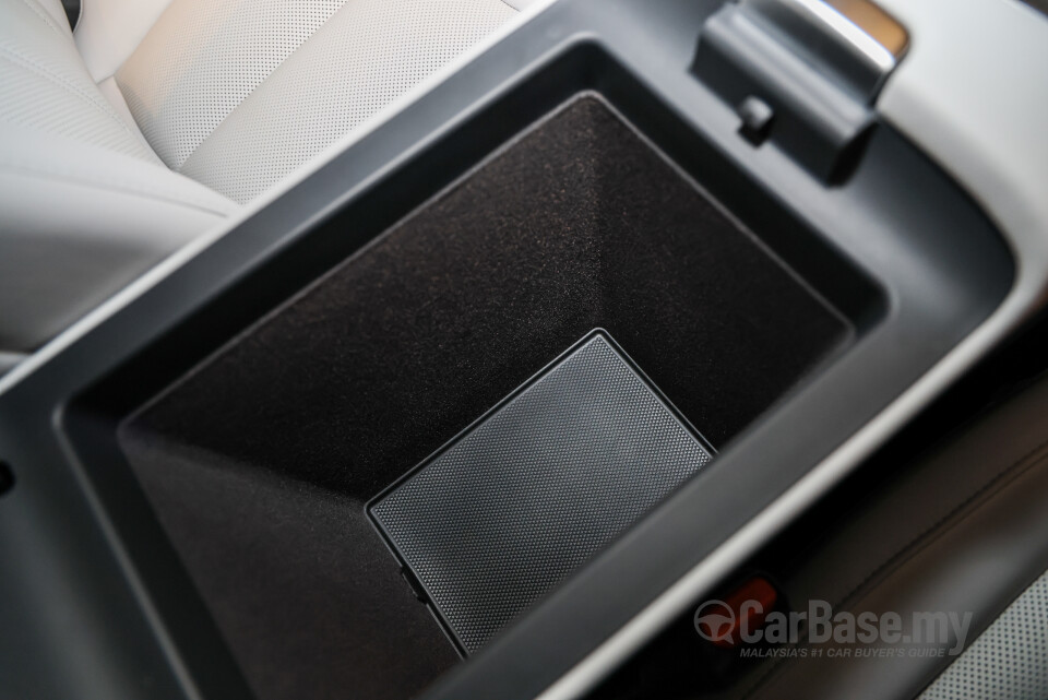 Xpeng G6 F30 FL (2025) Interior