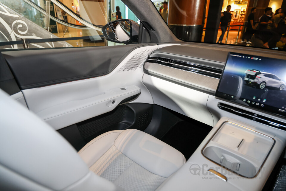 Xpeng G6 F30 FL (2025) Interior