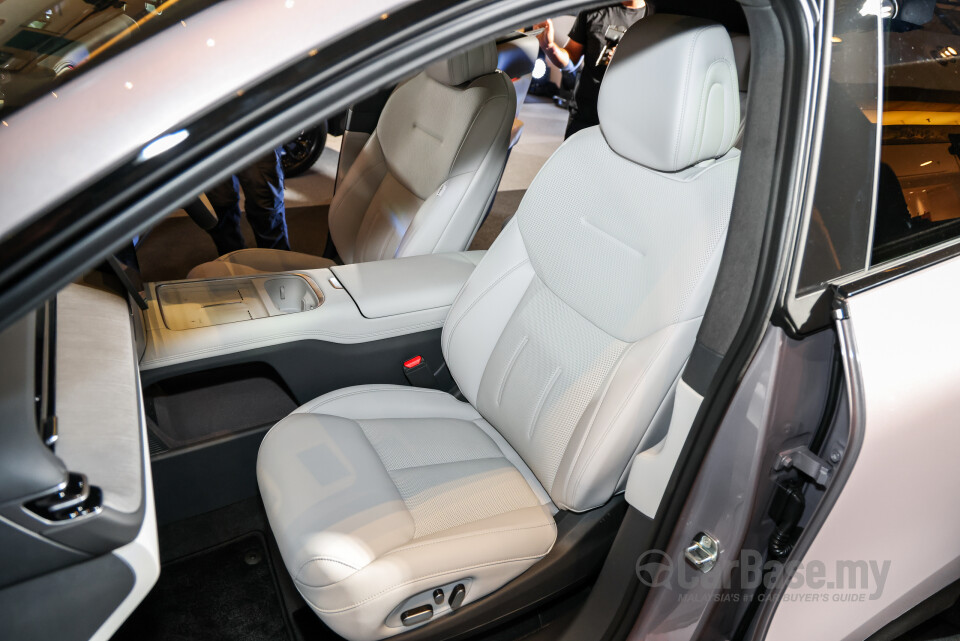 Xpeng G6 F30 FL (2025) Interior