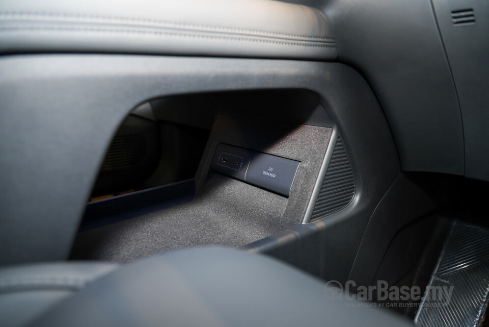 Xpeng G6 F30 FL (2025) Interior