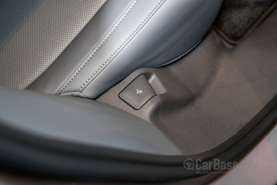 Xpeng G6 F30 FL (2025) Interior