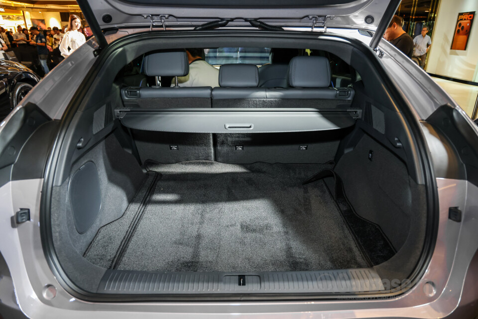 Xpeng G6 F30 FL (2025) Interior