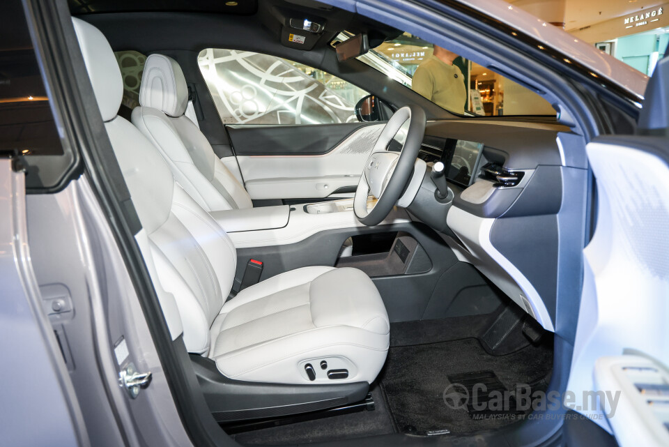 Xpeng G6 F30 FL (2025) Interior