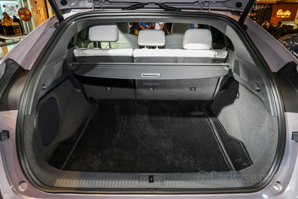 Xpeng G6 F30 FL (2025) Interior