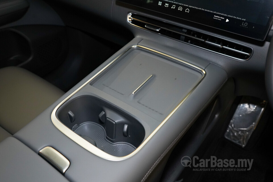 Xpeng G6 F30 FL (2025) Interior