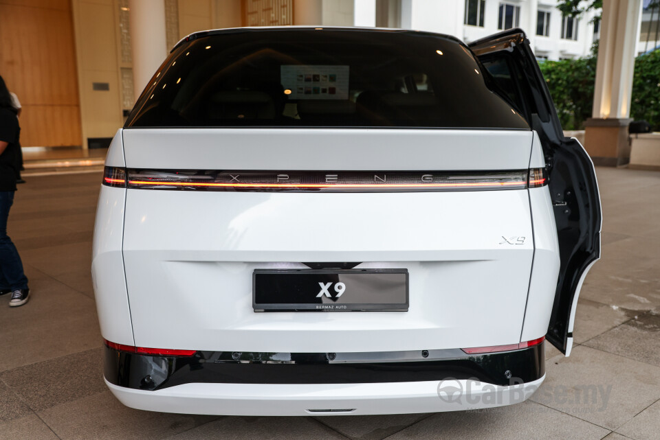 Xpeng X9 H93 (2025) Exterior