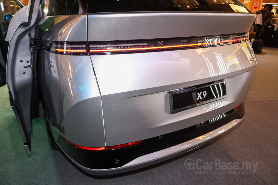 Xpeng X9 H93 (2025) Exterior