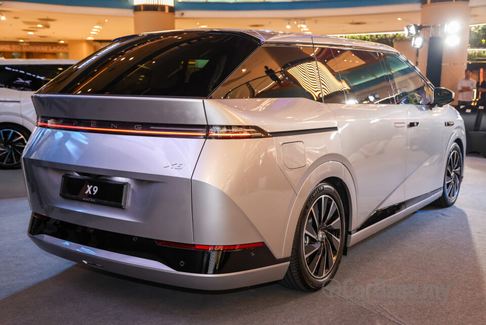 Xpeng X9 H93 (2025) Exterior