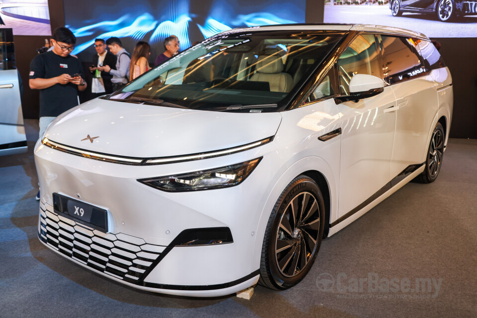 Xpeng X9 H93 (2025) Exterior