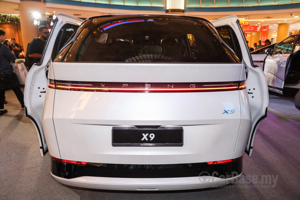 Xpeng X9 H93 (2025) Exterior