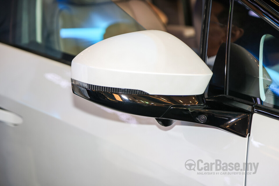 Xpeng X9 H93 (2025) Exterior