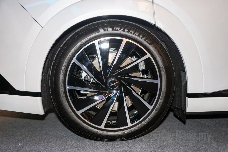Xpeng X9 H93 (2025) Exterior