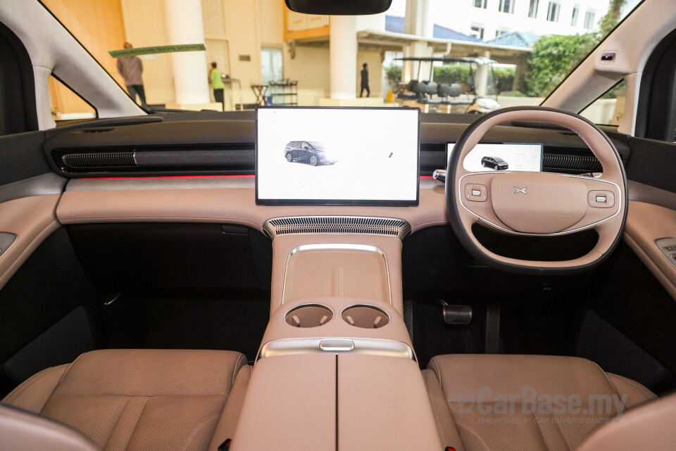 Xpeng X9 H93 (2025) Interior