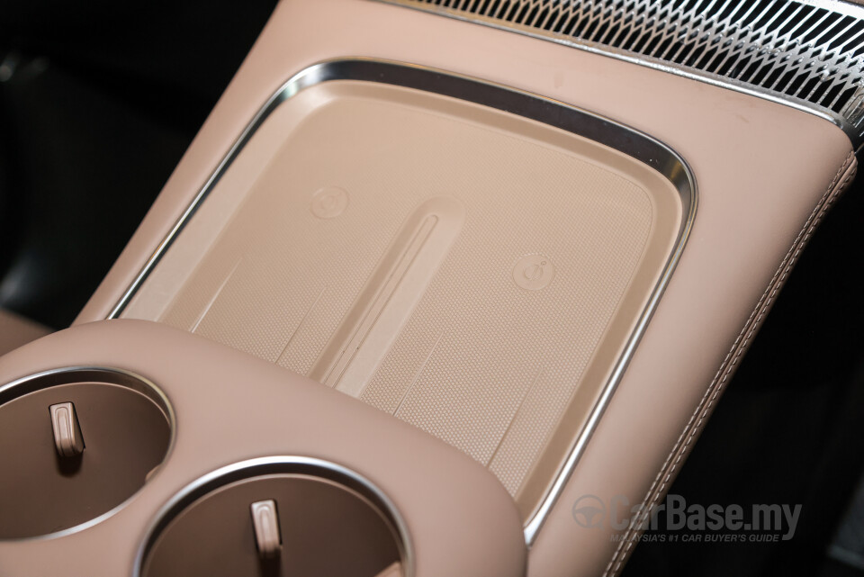 Xpeng X9 H93 (2025) Interior