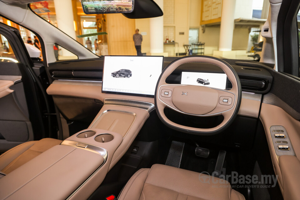 Xpeng X9 H93 (2025) Interior