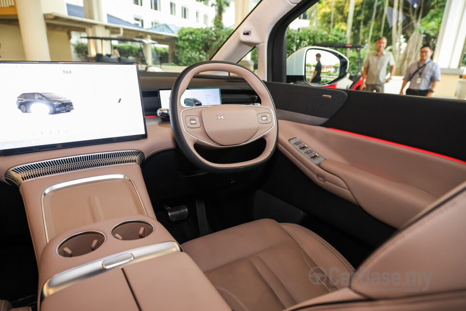 Xpeng X9 H93 (2025) Interior